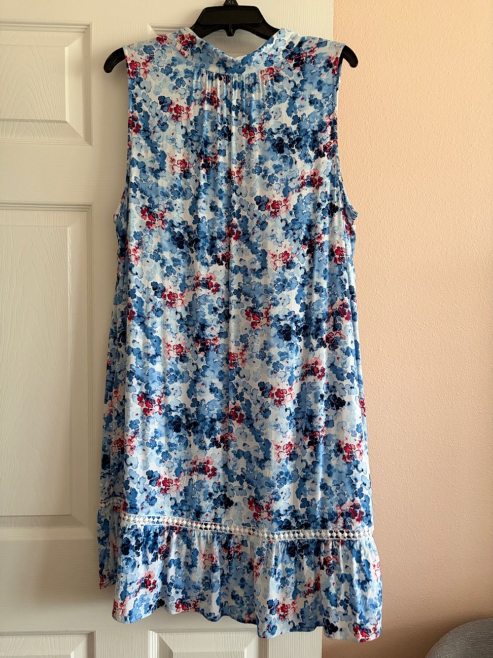crown & ivy Blue and Red Floral Sleeveless Dress - Picture 5 of 5